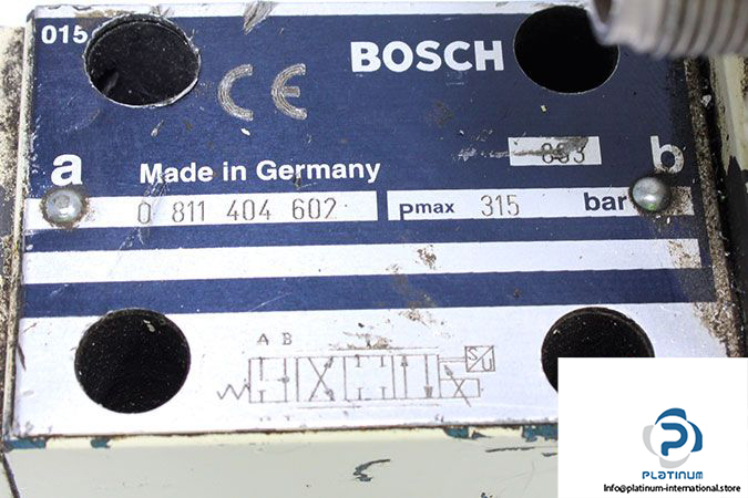 osch-0-811-404-602-servo-solenoid-directional-control-valve-1
