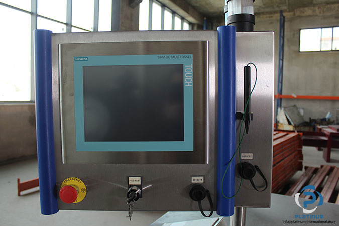 ASEPTICTECHNOLOGIESCVF005-LEUL1ROBOTLINE-23.jpg