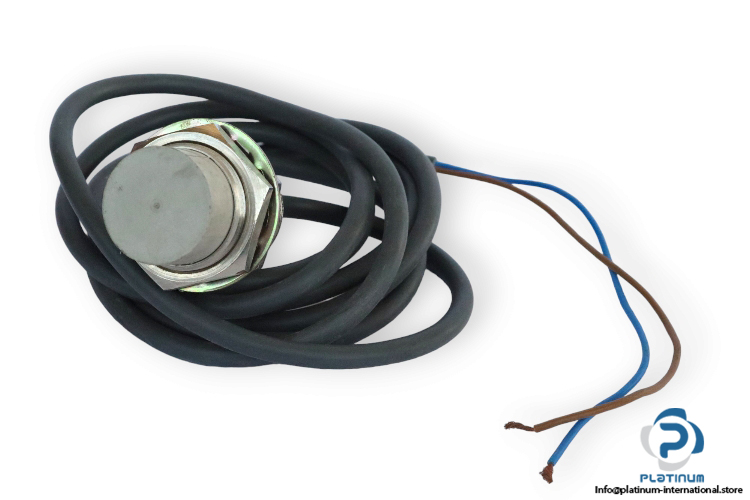 omron-E2E-X18MY1-inductive-proximity-sensor-(Used)