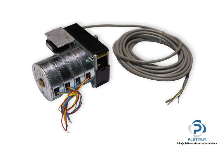 schneider-ZRSM63_8-SG-stepping-motor-used