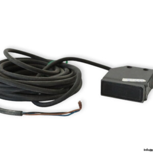 RX-LS200-P-reflective-photoelectric-sensor-(used)