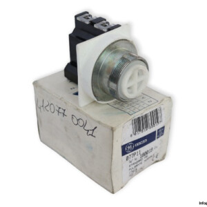 GE 077P11 Push Button