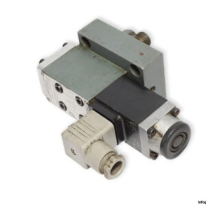 rexroth-4-WE-5-C6-2_G24N-Z4-directional-spool-valve-used