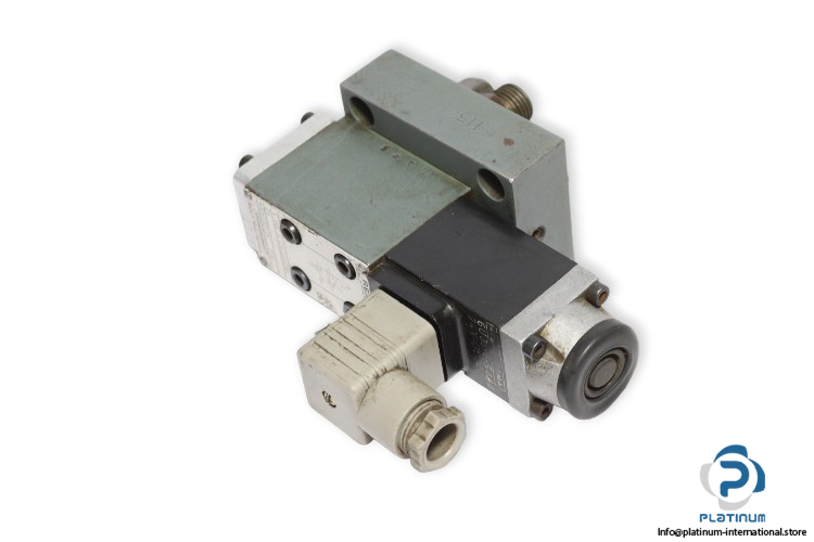 rexroth-4-WE-5-C6-2_G24N-Z4-directional-spool-valve-used