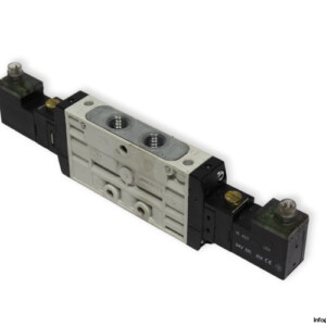 rexroth-0820-060-221-double-solenoid-valve-used