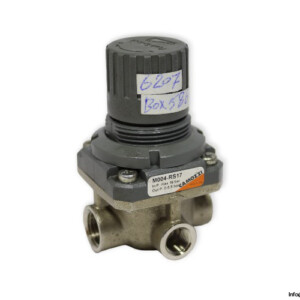 camozzi-M004-RS17-pressure-micro-regulator-used