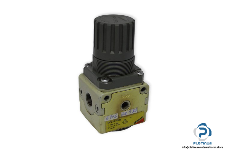 camozzi-MC238-RS03-pressure-regulator-used