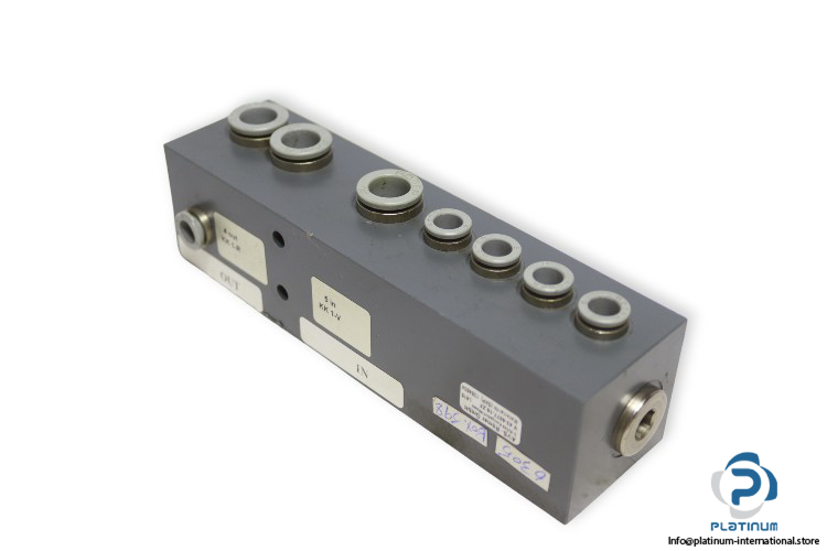 avs-romer-V-43-0077-10-ZF-composite-pneumatic-manifold-block-used