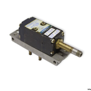 Festo 6068 AIR Solenoid Valve