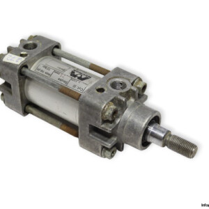 mecman-167-04-0200-G22-iso-cylinder-used