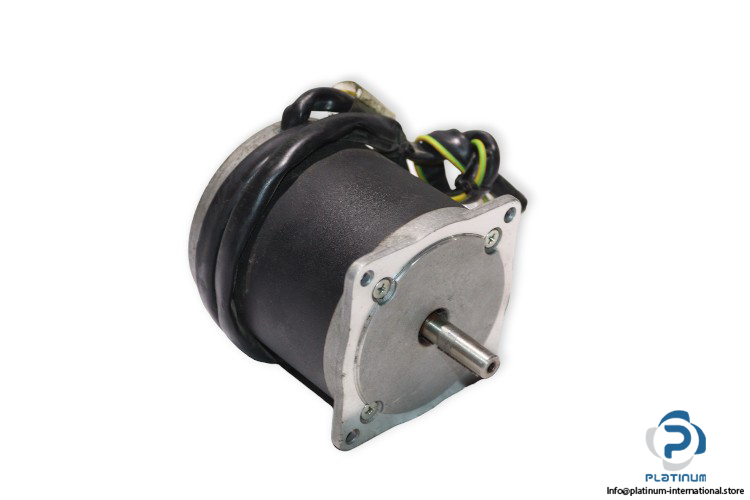 moons-34HY1408-01-stepper-motor-(used)