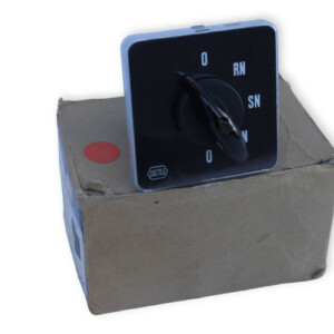 Breter 13.15.11/C Voltmeter Switch