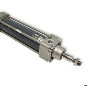 Bosch 0 822 221 347 ISO Cylinder