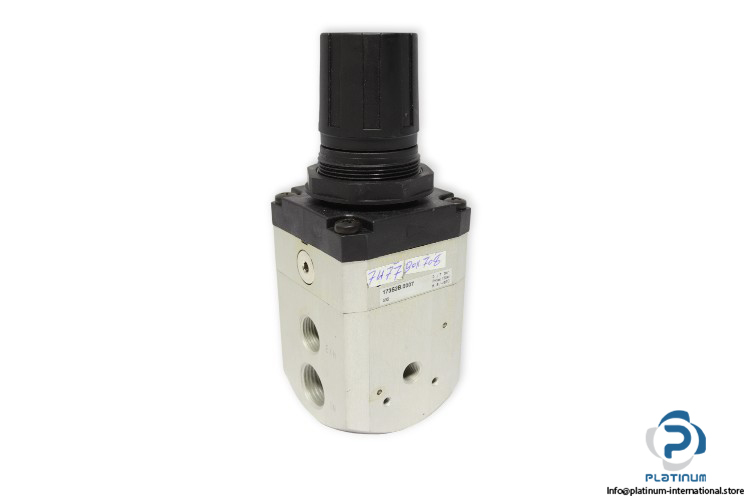 Pneumax-173S2B.0007-pressure-regulator-(new)-(without-carton)