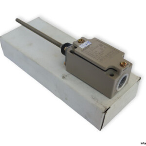 Omron D4B-1181N Safety Limit Switch