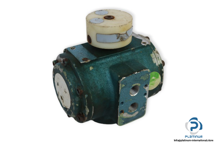 amg-SAD010-F05-double-acting-pneumatic-actuator-(used)