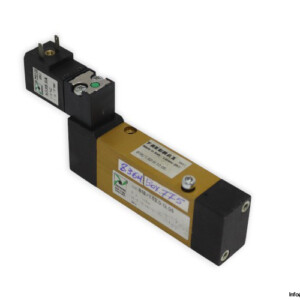Pneumax-818_1.52.0.12.05-single-solenoid-valve-(used)