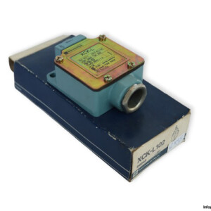 Telemecanique XCK-L102 Limit Switch Without Head