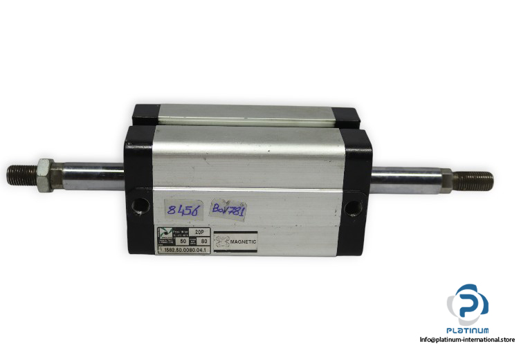 pneumax-1582.50.0080.04.1-iso-cylinder-(used)-1