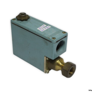 Telemecanique XMJ-A091 Pressure Switch