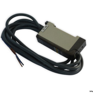 omron-E3X-A11-sensor-amplifier-(New)