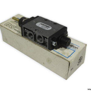 Univer-CL-9120A-manual-valve-(new)-(carton)