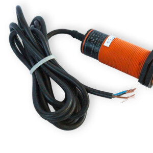 IFM KI5002 KI-3015-BPKG/NI Capacitive Sensor