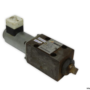 Sandretto-80036930-hydraulic-valve-(used)