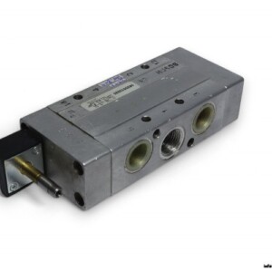 Bosch-0-820-032-026-single-solenoid-valve(used)