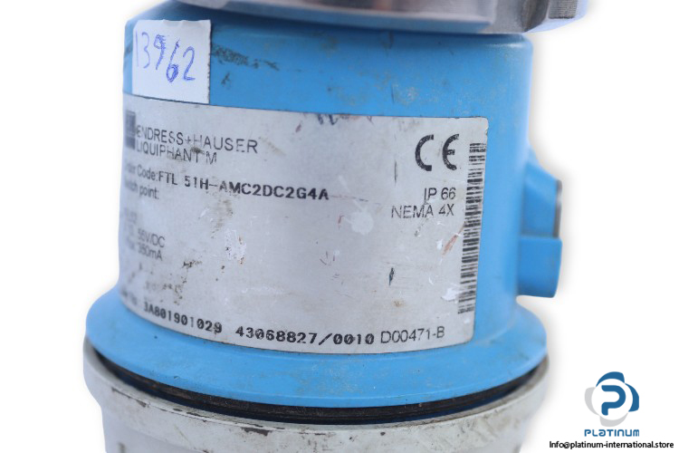 endress-hauser-LIQUIPHANT-M-FTL51H-AMC2DC2G4A-vibronic-point-level-switch-(Used)-3