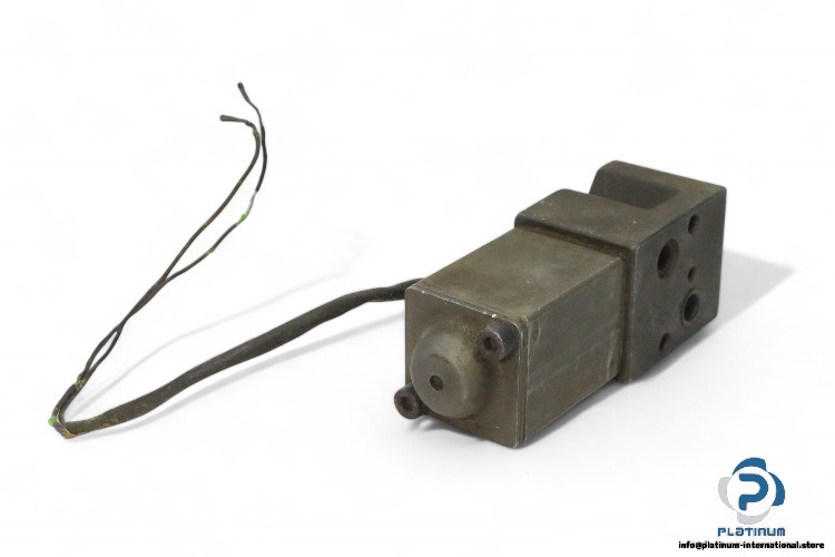 Hydronaut-WSE-13-12-P-directional-control-valve(used)-1