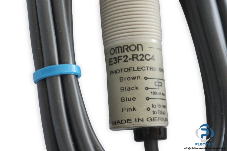 omron-E3F2-R2C4-E-2M-retroreflective-sensor-(New)-1