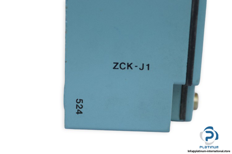 telemecanique-XCK-J10511-limit-switch-(New)-5