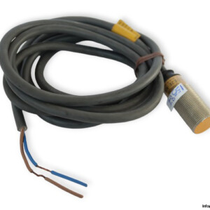 omron-E2E-X5Y1-G-inductive-sensor-(new)