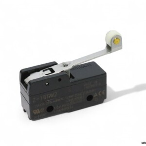 Omron Z-15GW2 Roller Basic Switch