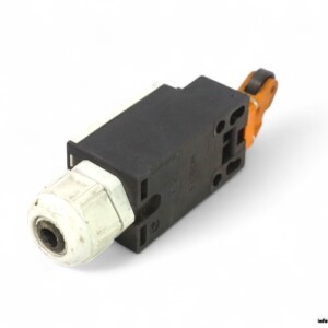 siemens-3SE2-200-1E-position-switch-(used)