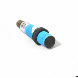 sick-VTF18-3F1640-photoelectric-proximity-sensor-used