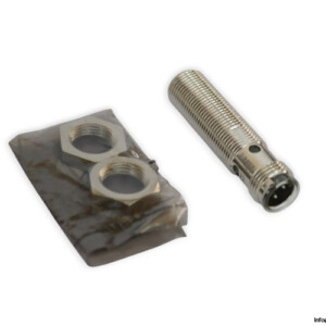 omron-E2A-M12KS04-M1-C1-cylindrical-proximity-sensor(new)