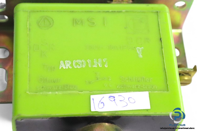 schliefier-AR-(3)-1-H1-limit-switch-(used)-2