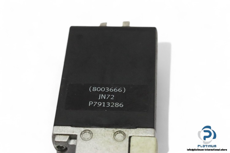 festo-MHA2-MS1H-5_2-2-solenoid-valve-(used)-1