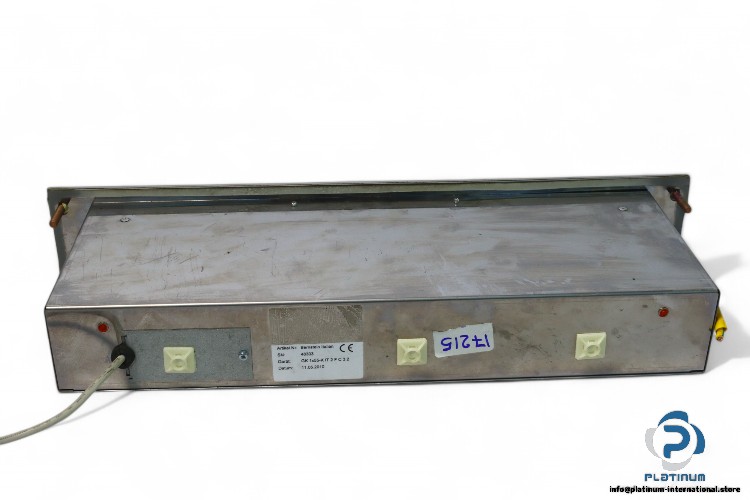 GK-1X55-K-IT-2-F-C-3-2-keyboard-used-3