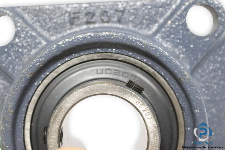 es-UCF207-four-bolt-square-flange-unit-new-3
