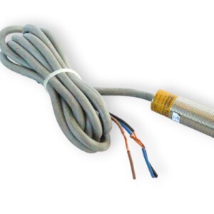 omron-TLE-X5C1-G-inductive-proximity-sensor-(Used)