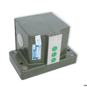 balluff-BES-516-B3-V-H12-602-11-mechanical-multiple-position-switch-(New)
