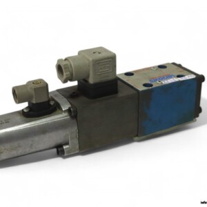 Vickers-KSDG4V-3-92L-05-M-U1-H7-11-proportional-directional-valve(used)
