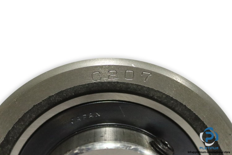 nachi-UCC207-cartridge-ball-bearing-unit-new-carton-2