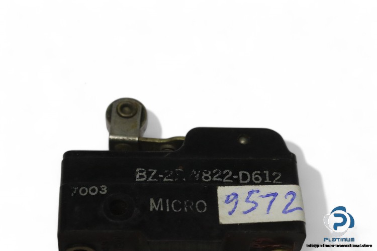 micro-BZ-2RW822-D612-limit-switch(used)-2