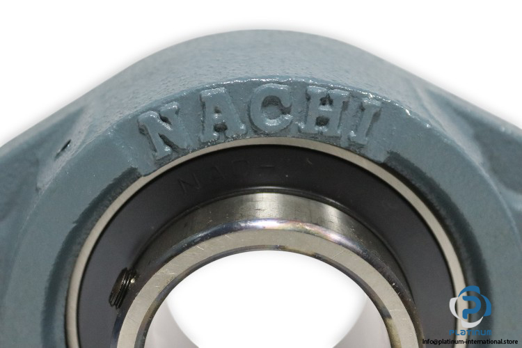 nachi-UCFL211-oval-flange-ball-bearing-unit-new-carton-1