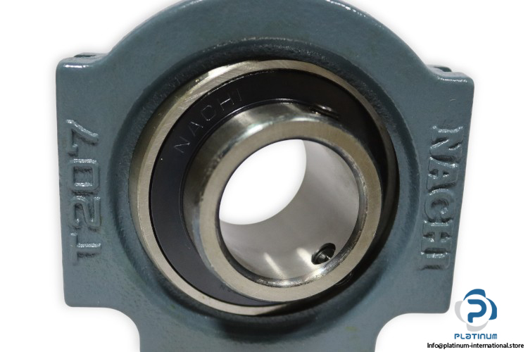 nachi-UCT-207-take-up-ball-bearing-unit-carton-new-1