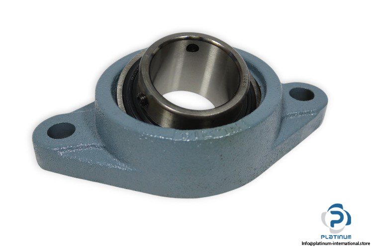 nachi-UCFL-214-oval-flange-ball-bearing-unit-new-carton